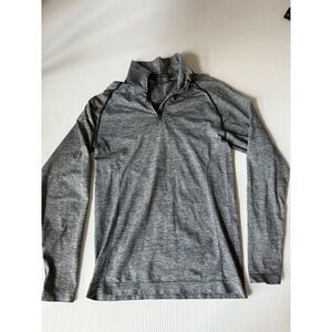 Alphalete Athletic Quarter Zip Performance Pullover Top Heather Gray Size M